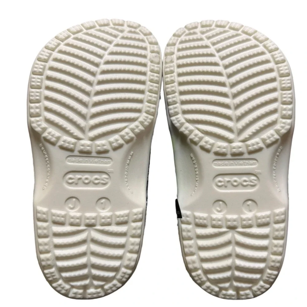 Crocs Classic Glow Money Clog K Kids J1 Black White $100 Bill 211592-3VN New